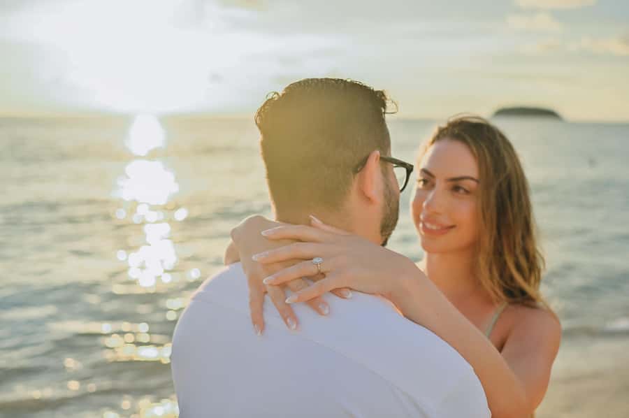 Phuket: Hire a professional photographer at your own resort - What happens during the one-hour session