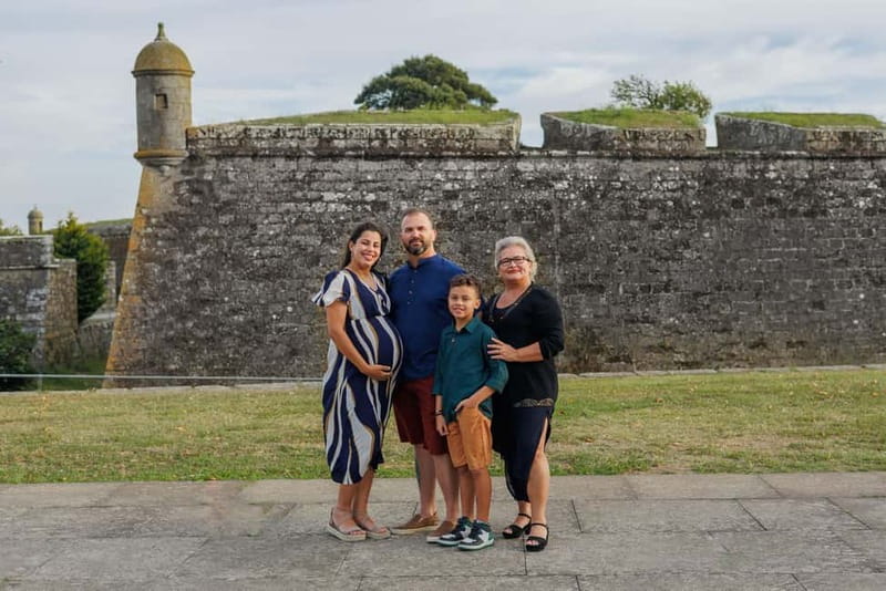 Ponte de Lima: Professional Family Photo Shoot - Starting at Tomás Guerra Fotografia