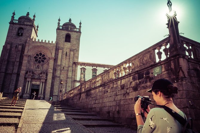 Porto 1/2 Day Walking Photo Tour & Portraits - Finishing at Largo da Pena Ventosa