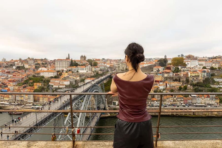 Porto: Photo sessions in Porto city for groups or individuals. - Key points to know before you book