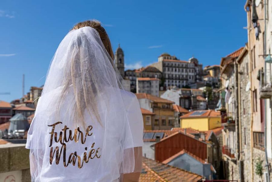 Porto: Photo sessions in Porto city for groups or individuals. - Reaching Ribeira and the Douro
