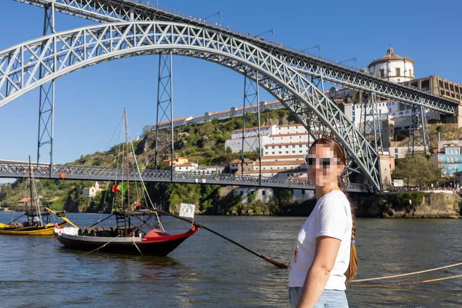 Porto: Photo sessions in Porto city for groups or individuals. - Meeting António Bahia