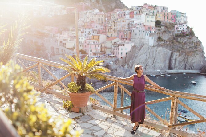 Portraits with a Cinque Terre photographer - Choosing among Vernazza, Manarola, Monterosso, and Riomaggiore