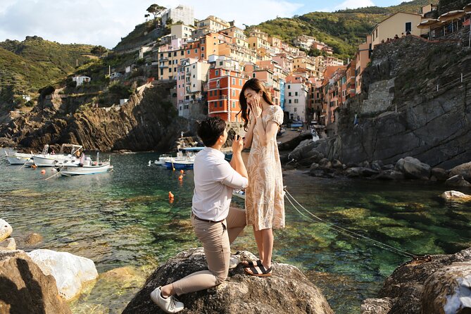 Portraits with a Cinque Terre photographer - What you receive after the camera work