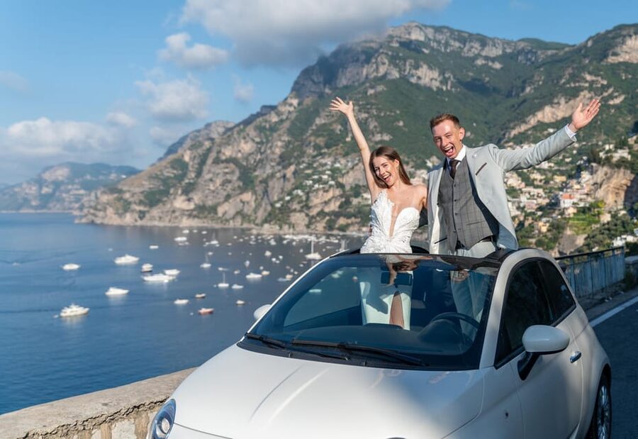 Positano : professional photo shoot for couples and families - Walking the historic center and shopping streets
