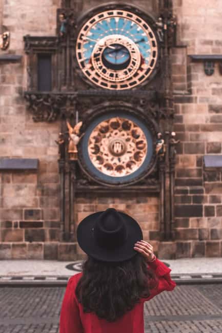 Prague: Private Professional Photoshoot with Edited Photos - Key points to know before booking