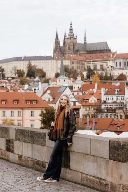 Prague: Private Professional Photoshoot with Edited Photos - Meeting in Old Town