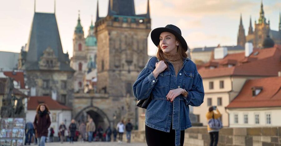 Prague: Professional Photoshoot at Charles Bridge - Key points to know before you book