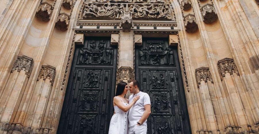 Prague: Professional Photoshoot at Prague Castle - Why Prague Castle works so well for portraits