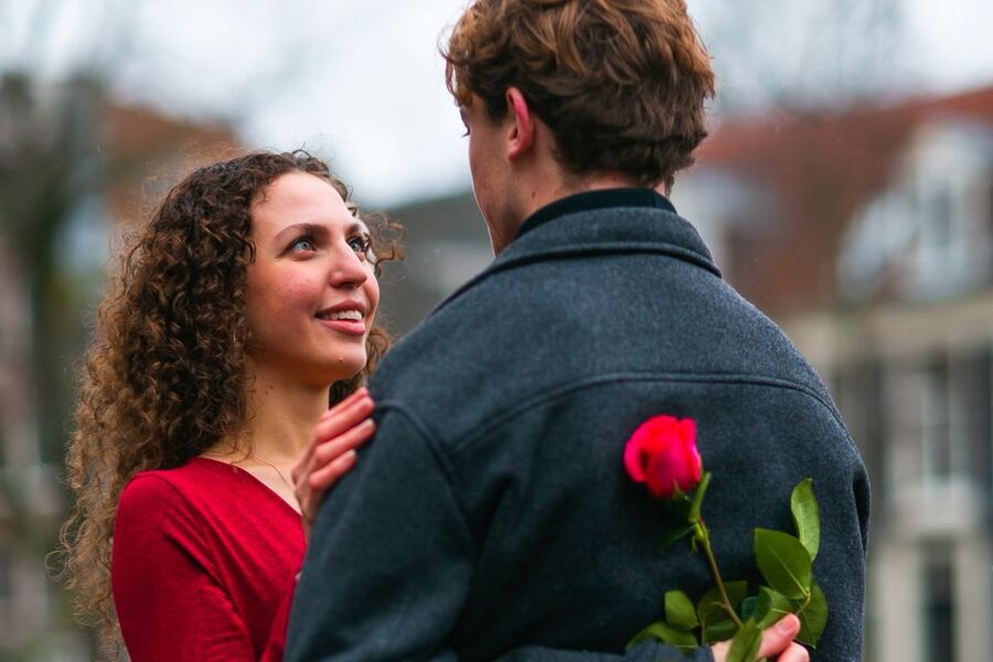 Premium Romantic Photoshoot Experience for Couples - Who should book this Amsterdam photoshoot
