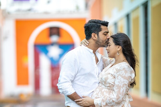 Private 30+Minute Photoshoot in Old San Juan (Photo shoot) - Morning light, afternoon color, and crowded streets