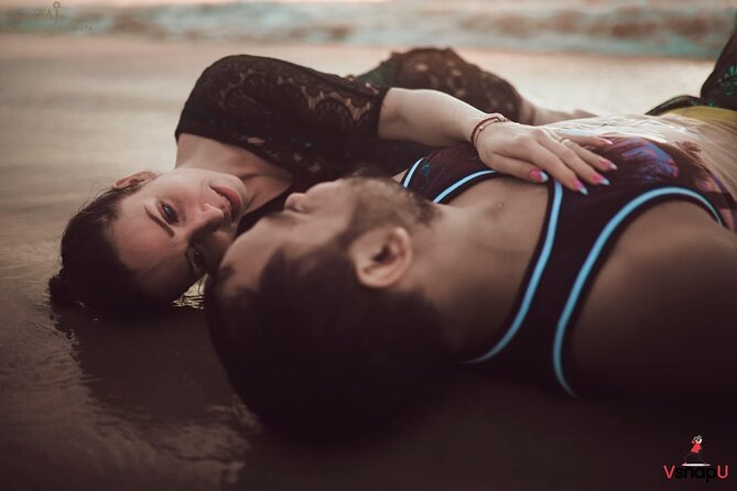 Private Beach Photoshoot in North Goa by Professional Photographer - Key points at a glance