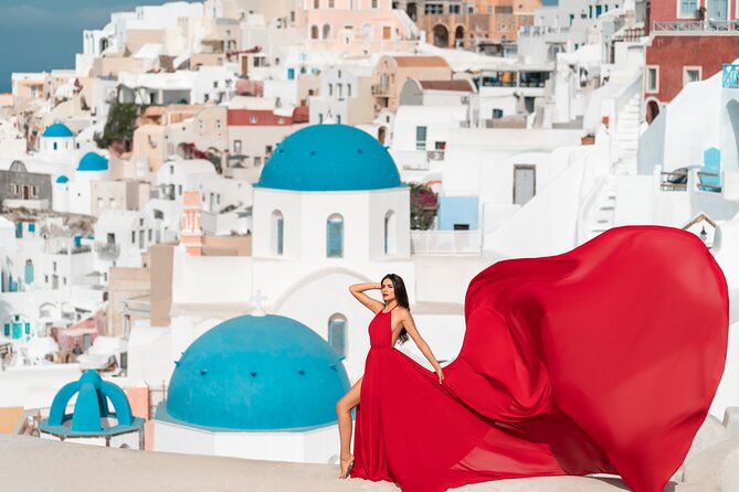 Private Flying Dress Photoshoot in Santorini - Is $784.42 good value for your group?