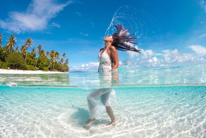 Private Full Day Aquatic Photo Tour + Resort Photo-Shoot (All inclusive) - Lunch and free time at the motu