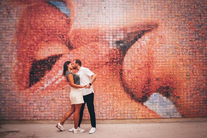 Private Iconic Barcelona Photoshoot - Key points at a glance