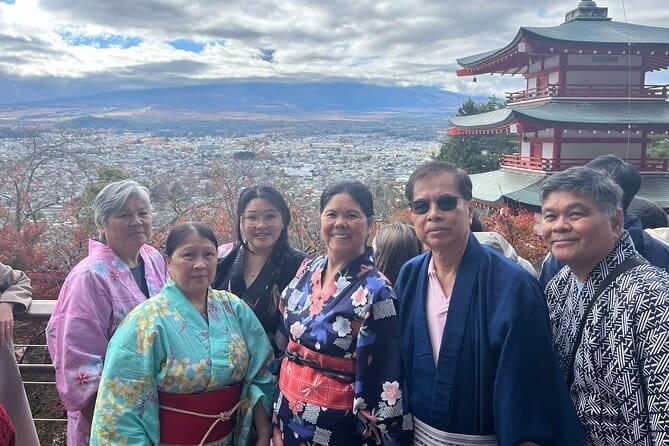 Private Mt.Fuji Kimono costume Photo Tour with Hotel Pick-up - Lake Kawaguchi: the classic Fuji view