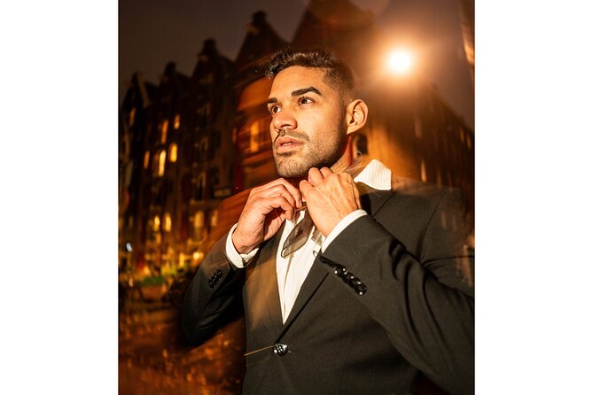 Private Photo Session in Amsterdam - How Adrian helps you look comfortable on camera