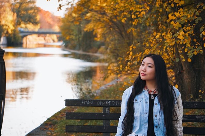 Private Photo Session in the Streets of Berlin - The Spree River and passing boats