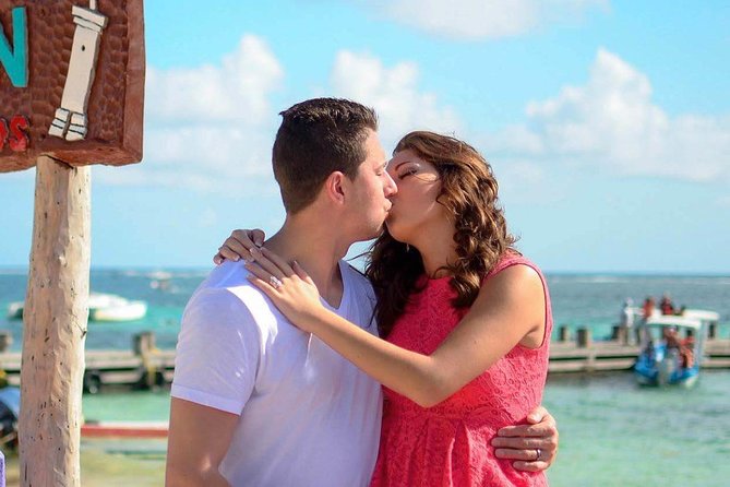 Private Photo Session with a Local Photographer in Cancún - Choosing among the three package options
