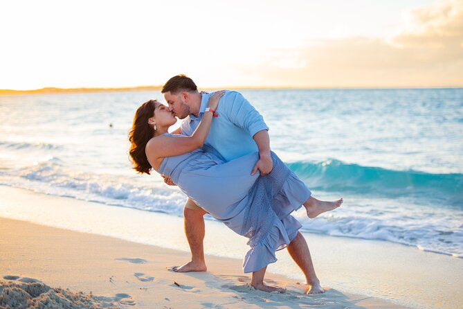 Private Photo shoot in Turks and Caicos - A personal photo session in Grace Bay