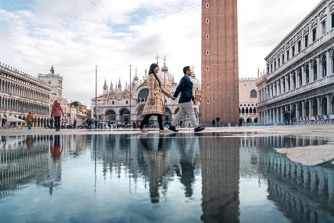 Private Photo Shoot in Venice with Gondola Ride - What you receive after the session