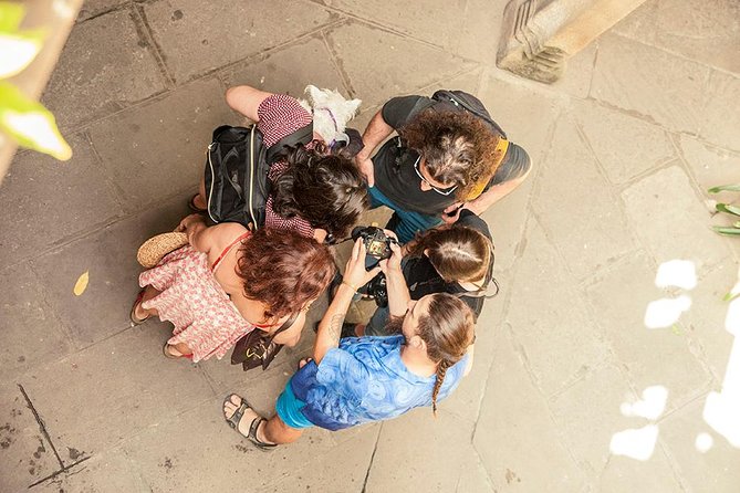Private Photography Walking Tour with a Local - What the teaching is like for different skill levels
