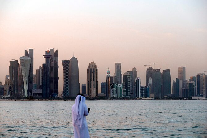Private Photoshoot in Doha with All Must-See Sites - MIA Park and the waterfront view