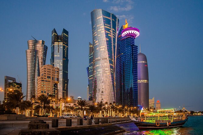 Private Photoshoot in Doha with All Must-See Sites - Starting at the National Museum of Qatar