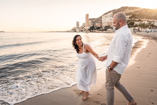 Private Photoshoot in English at Alicante's Best Locations - Playa de San Juan for family and romantic photographs