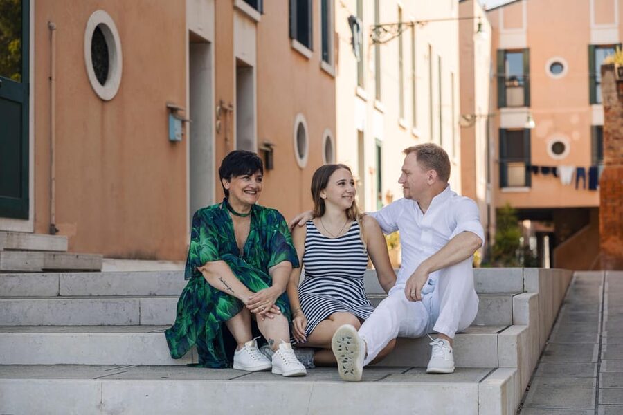 Private Photoshoot of Your Gondola Ride in Venice - Key points to know before booking