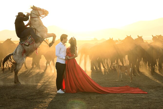 Private Photoshoot with Balloons in Cappadocia - Love Valley: dramatic stone shapes at first light