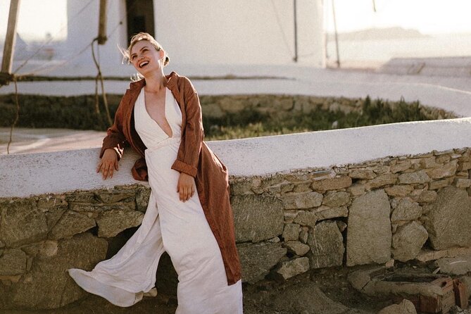 Private Photowalk in Athens: Acropolis and Old Town Photoshoot - Is $192.24 good value for up to five people?