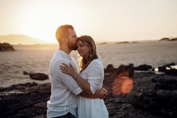 Private Pro Photoshoot in the Dunes of Corralejo - Why the Corralejo dunes work so well for portraits