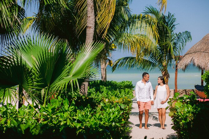 Private Professional Photoshoot in Cancun with Pick up - Meeting Paco and getting started at 8:00 am