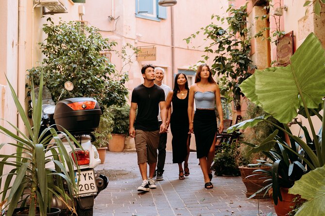 Private professional Vacation photoshoot in Chania - A private setting for couples and families