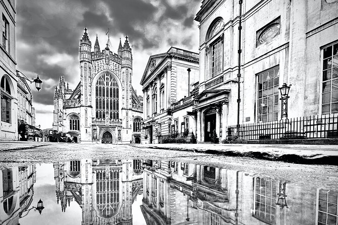 Private Smartphone photography Walking Tour Around Bath - What $54.97 per person gets you