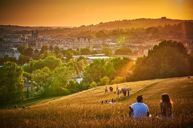 Private Smartphone photography Walking Tour Around Bath - Starting at Bath Abbey