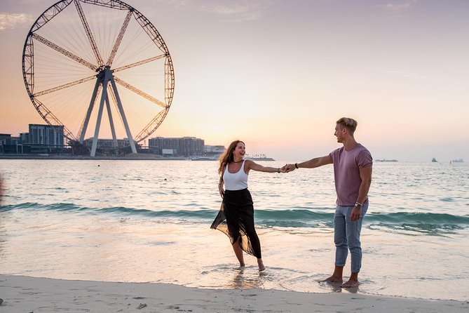 Private Tour: Personal Travel Photographer Tour in Dubai - Choosing between the basic and deluxe packages