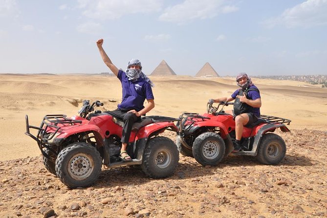 Private Tour to Giza Pyramids with professional Photographer - A private morning at the Giza pyramids
