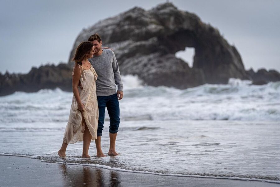 Private Vacation Photography Session with Local Photographer - One hour, two possible locations, and transportation