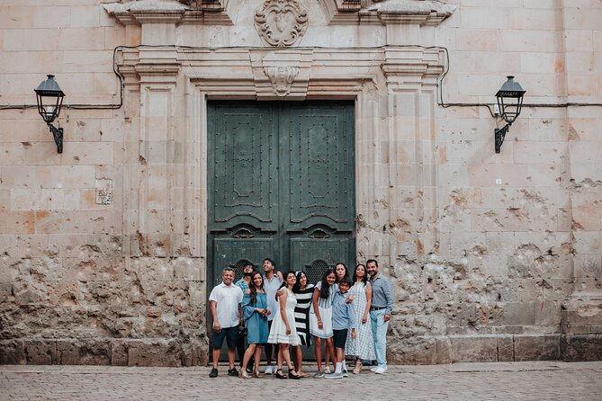Private Vacation Photography Session with Local Photographer in Barcelona - Why a Barcelona photo session can be worth the money
