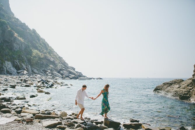 Private Vacation Photography Session with Local Photographer in Cinque Terre - The Photographer and the Personal Touch