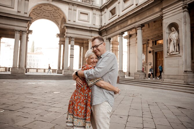 Private Vacation Photography Session with Local Photographer in Florence - Piazza della Repubblica and the Arno River