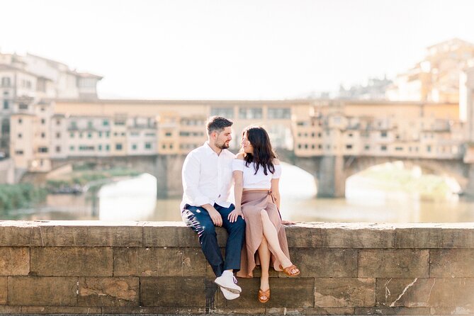 Private Vacation Photography Session with Local Photographer in Florence - Ponte Vecchio: the postcard view with a practical catch