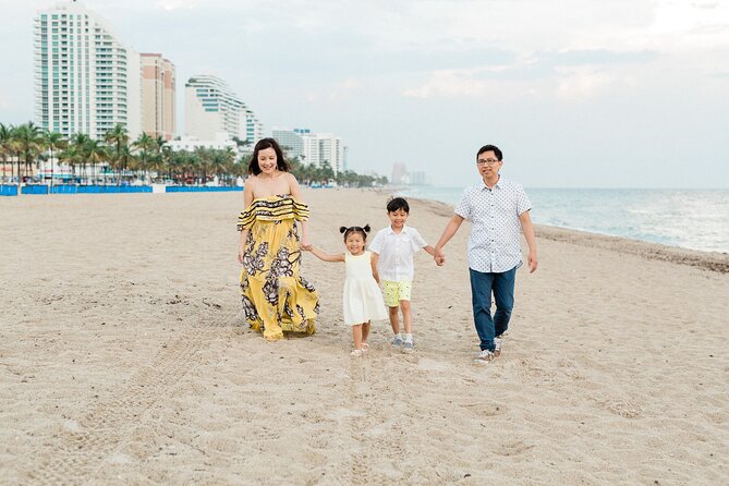 Private Vacation Photography Session with Local Photographer in Ft. Lauderdale - Custom routes give you the most control