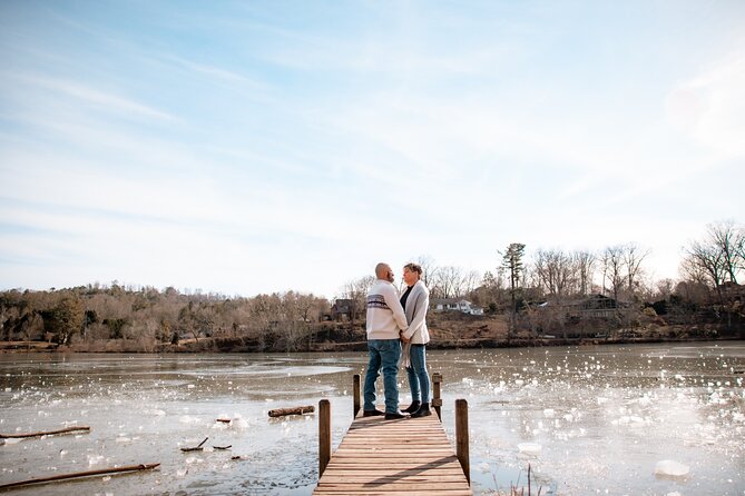Private Vacation Photoshoot with Photographer in Asheville - Price, private access, and group value