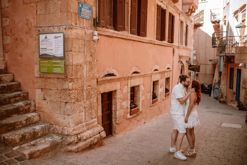 Private Vacation Photoshoot with Photographer in Chania - Who will get the most from this experience