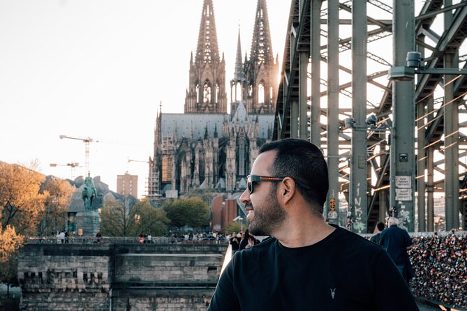 Private Vacation Photoshoot with Photographer in Cologne - Is $128.94 per person good value?
