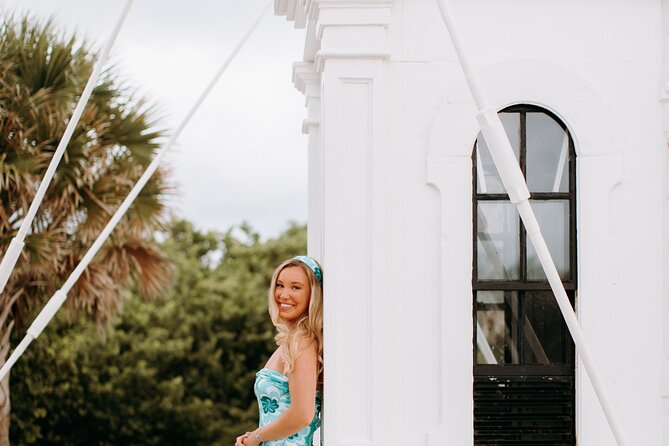 Private Vacation Photoshoot with Photographer in Miami Beach - Choosing 30 minutes or one hour