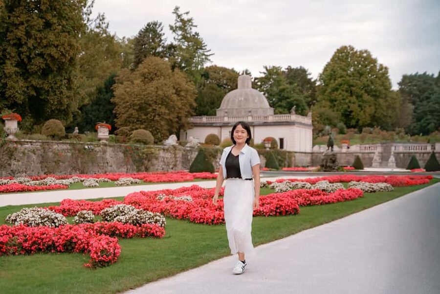 Private Vacation Photoshoot with Photographer in Salzburg - Should you book this Salzburg photoshoot?